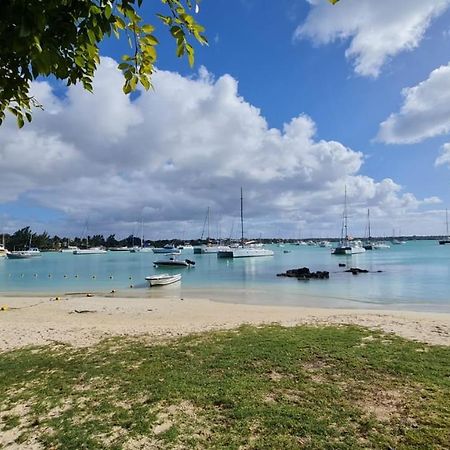Beachfront Penthouse With Panoramic Ocean View Grand Baie Exterior foto